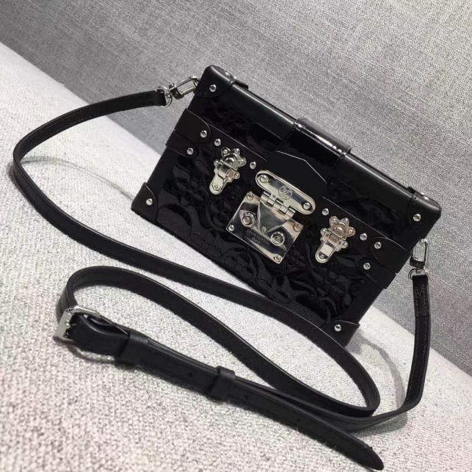 LV Shoulder Bags PETITE MALLE Crossbody M54625