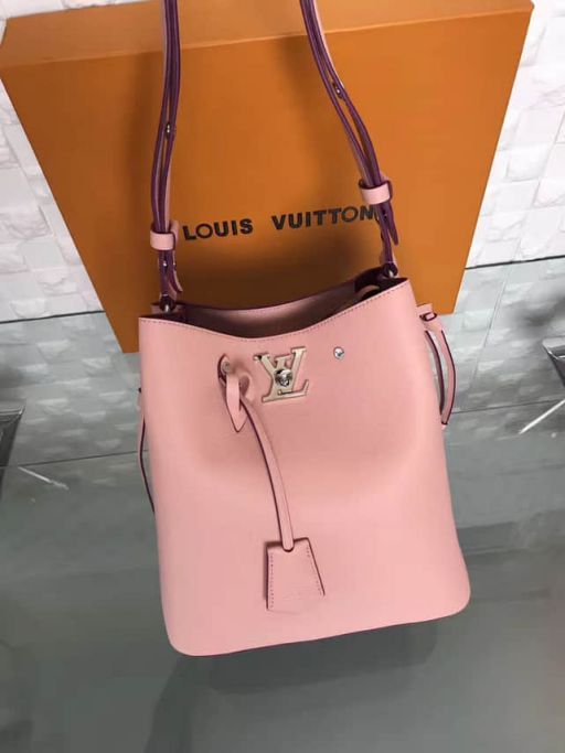 LV Shoulder Bags LOCKME BUCKET M54678