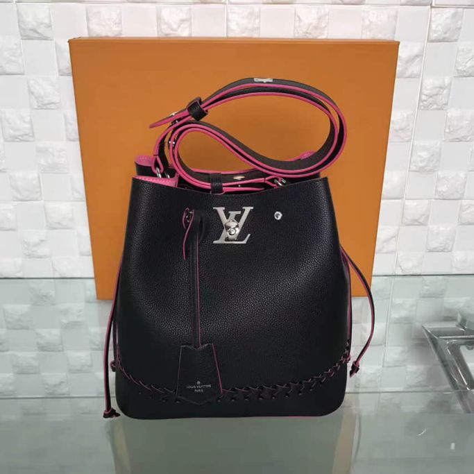 LV Shoulder Bags LOCKME BUCKET M54681