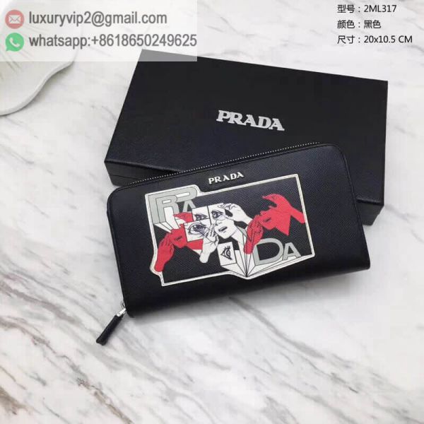 luxury deals: prada outlet