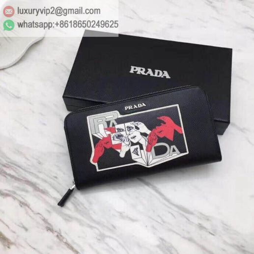 luxury deals: prada outlet