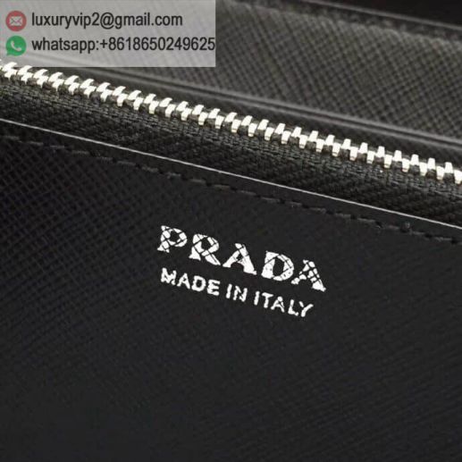 luxury deals: prada outlet