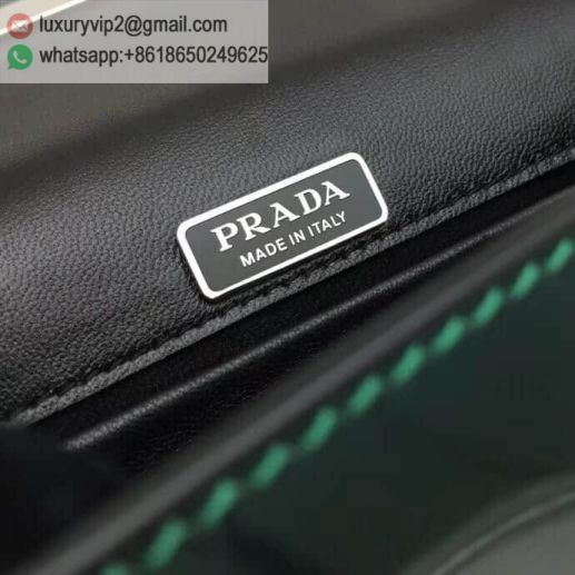 luxury deals: prada outlet