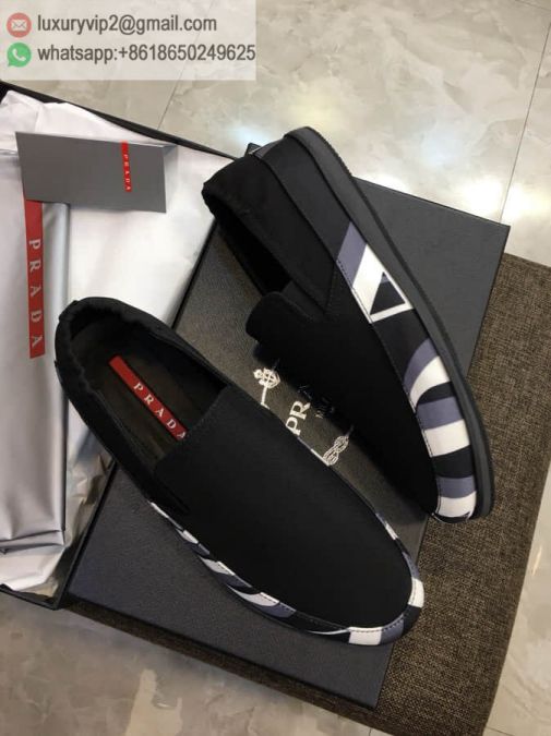 luxury deals: prada outlet