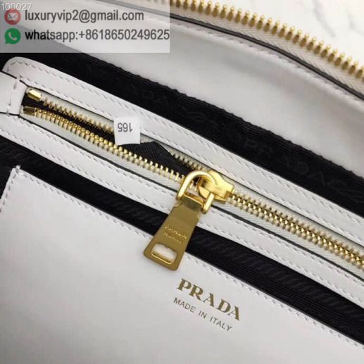 luxury deals: prada outlet