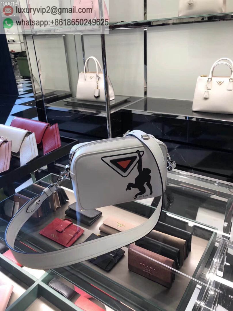 luxury deals: prada outlet