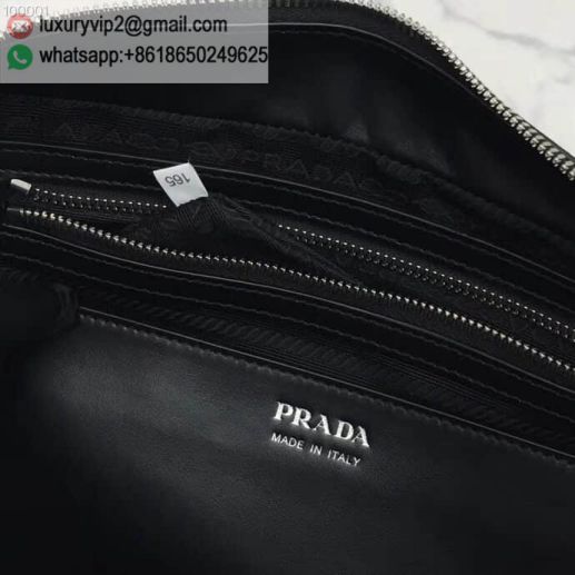 luxury deals: prada outlet