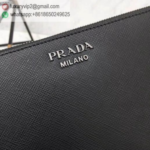 luxury deals: prada outlet