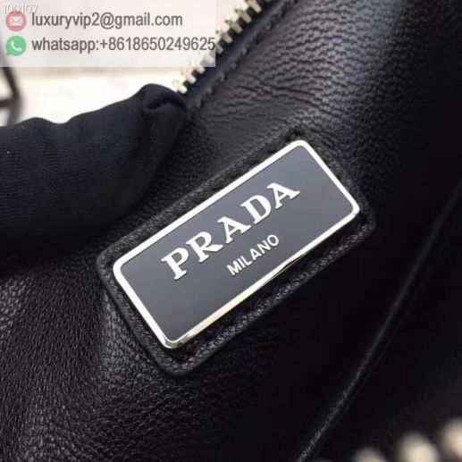 luxury deals: prada outlet