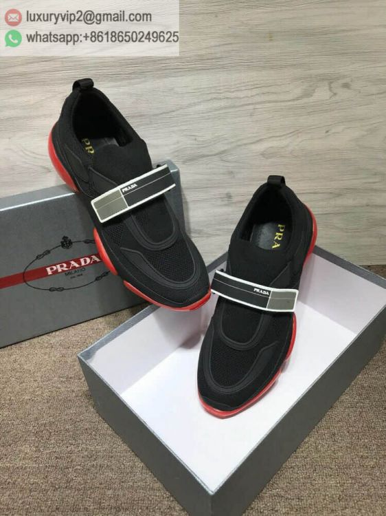 luxury deals: prada outlet