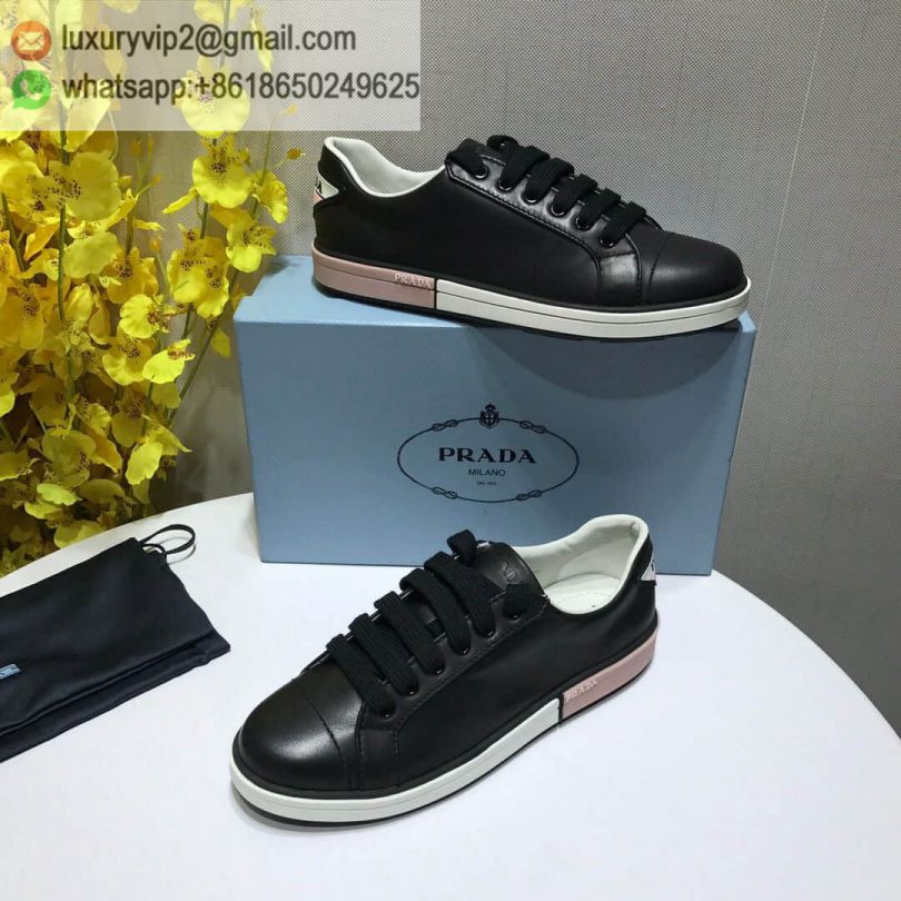 luxury deals: prada outlet