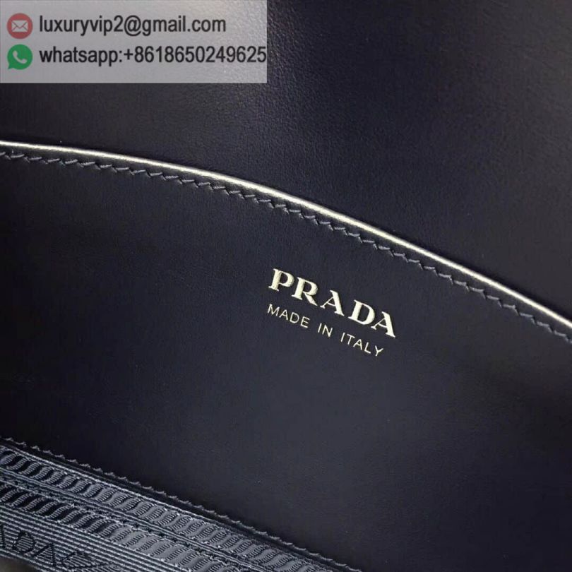 luxury deals: prada outlet