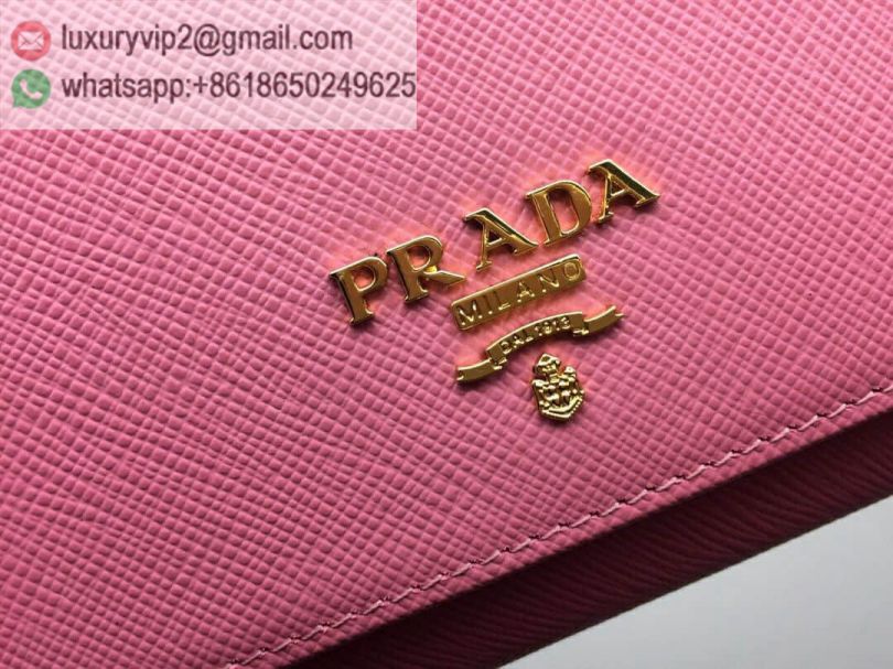 luxury deals: prada outlet