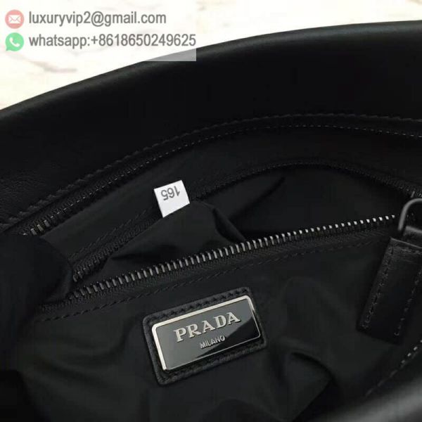 luxury deals: prada outlet