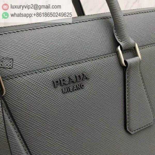 luxury deals: prada outlet