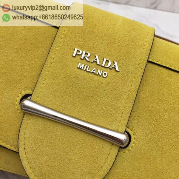 luxury deals: prada outlet