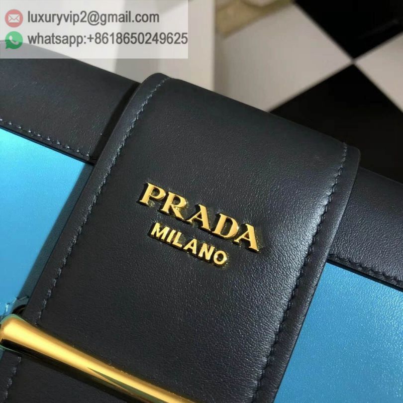 luxury deals: prada outlet