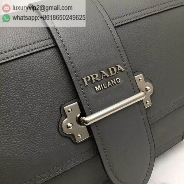 luxury deals: prada outlet