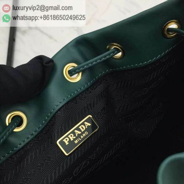 luxury deals: prada outlet