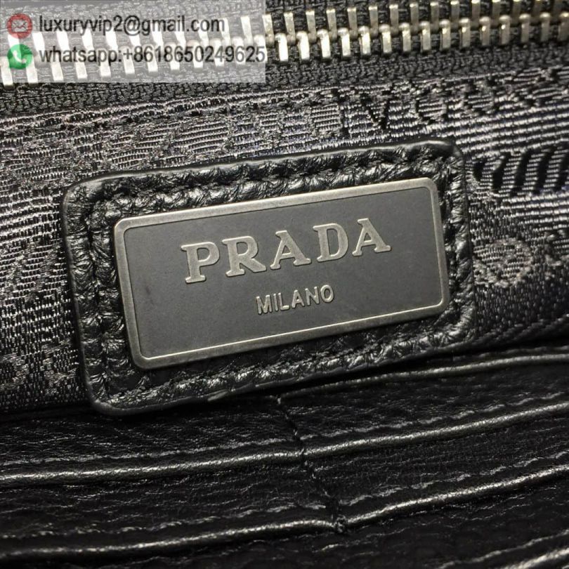 luxury deals: prada outlet