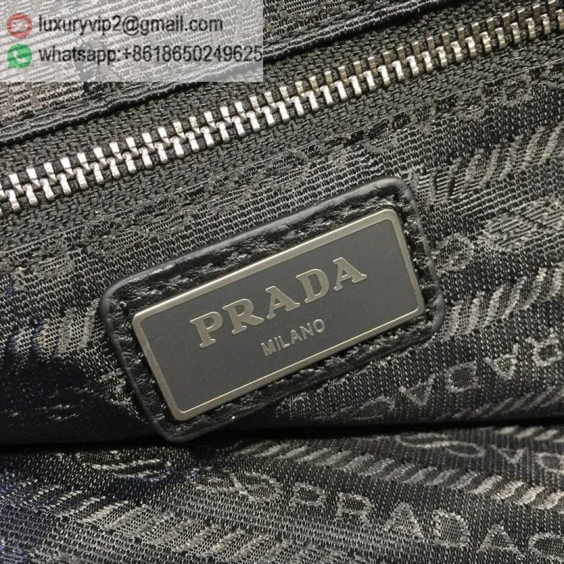 luxury deals: prada outlet