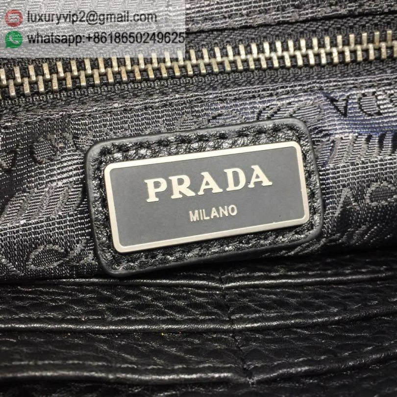 luxury deals: prada outlet