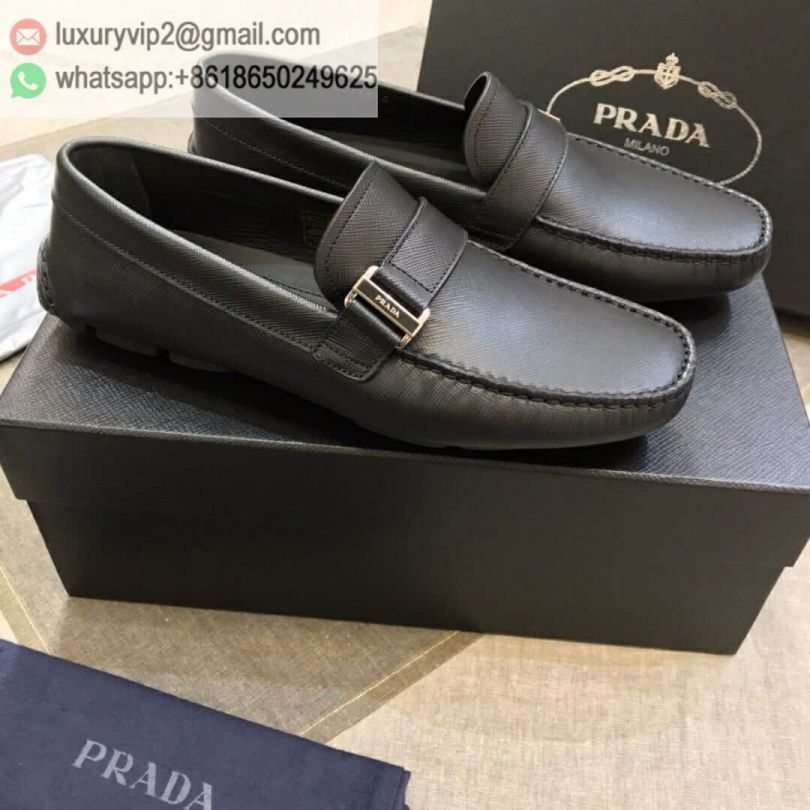 luxury deals: prada outlet