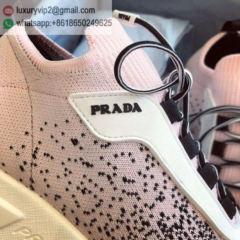 luxury deals: prada outlet