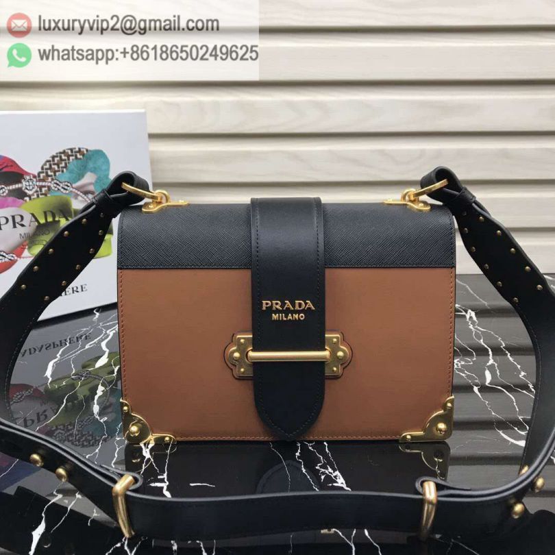 luxury deals: prada outlet