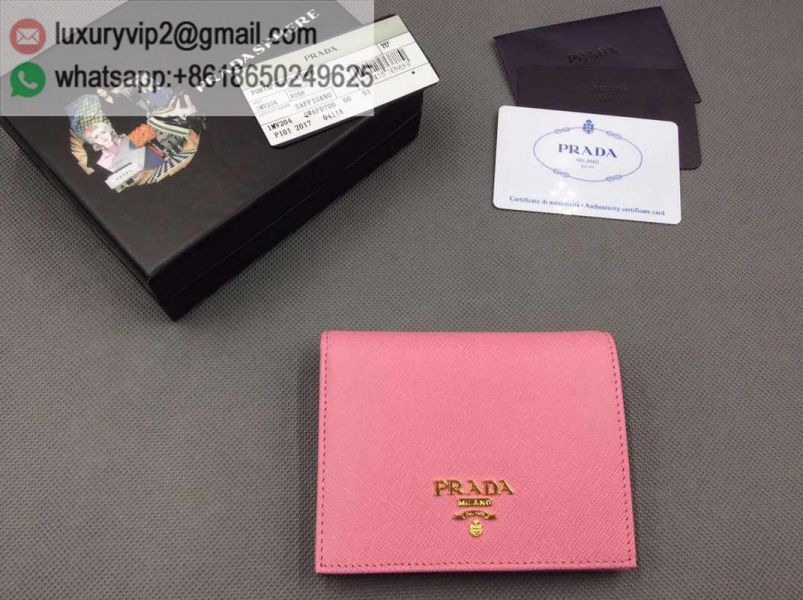 luxury deals: prada outlet