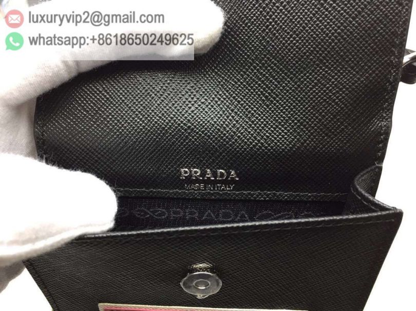 luxury deals: prada outlet