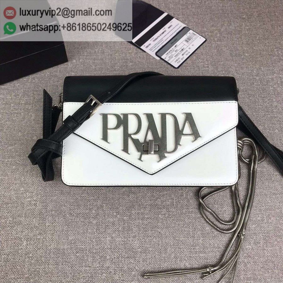 luxury deals: prada outlet