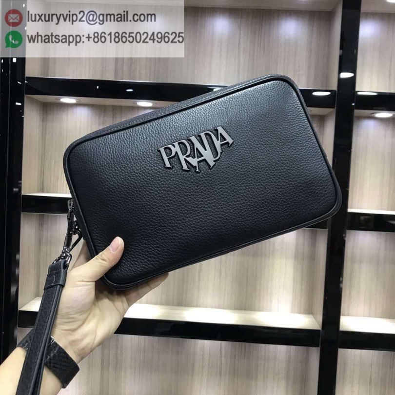 luxury deals: prada outlet