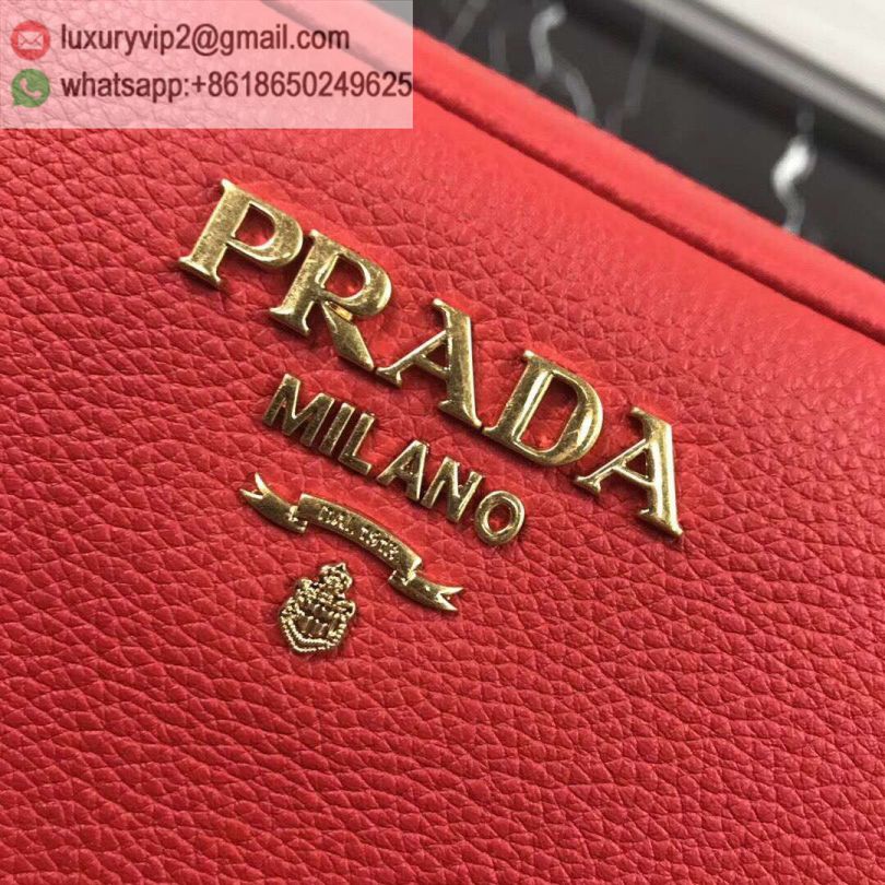 luxury deals: prada outlet