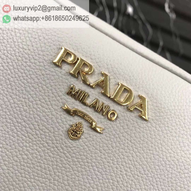 luxury deals: prada outlet