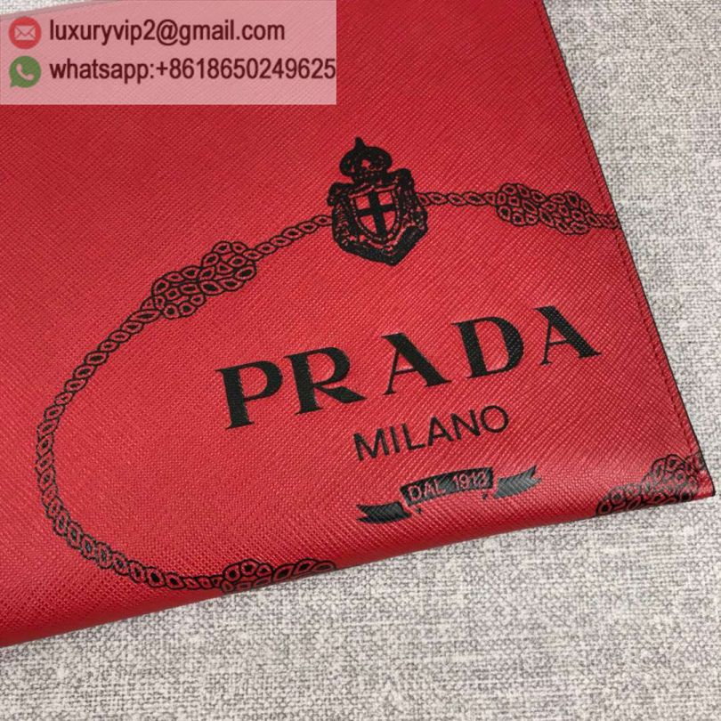 luxury deals: prada outlet