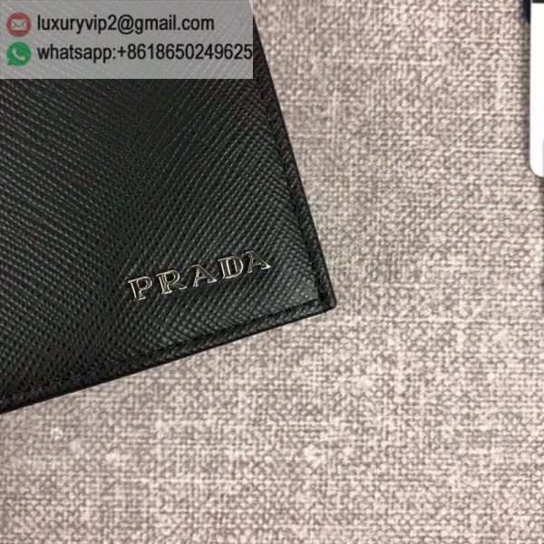 luxury deals: prada outlet