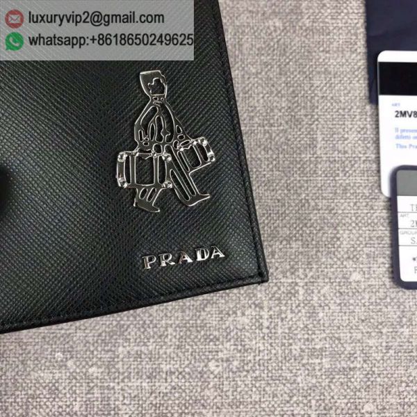 luxury deals: prada outlet