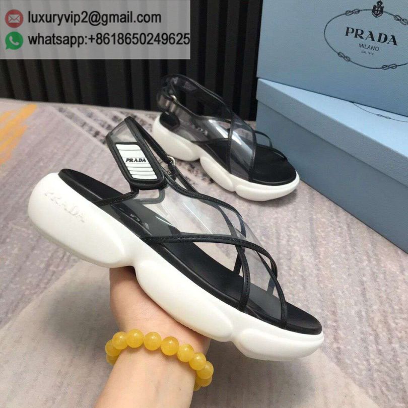 luxury deals: prada outlet