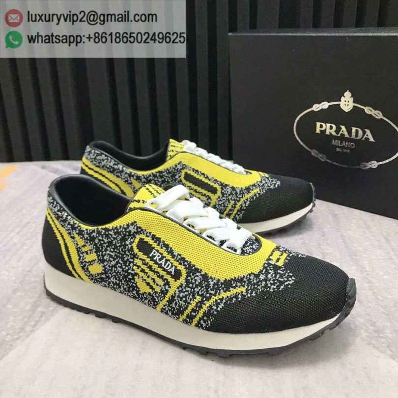 luxury deals: prada outlet