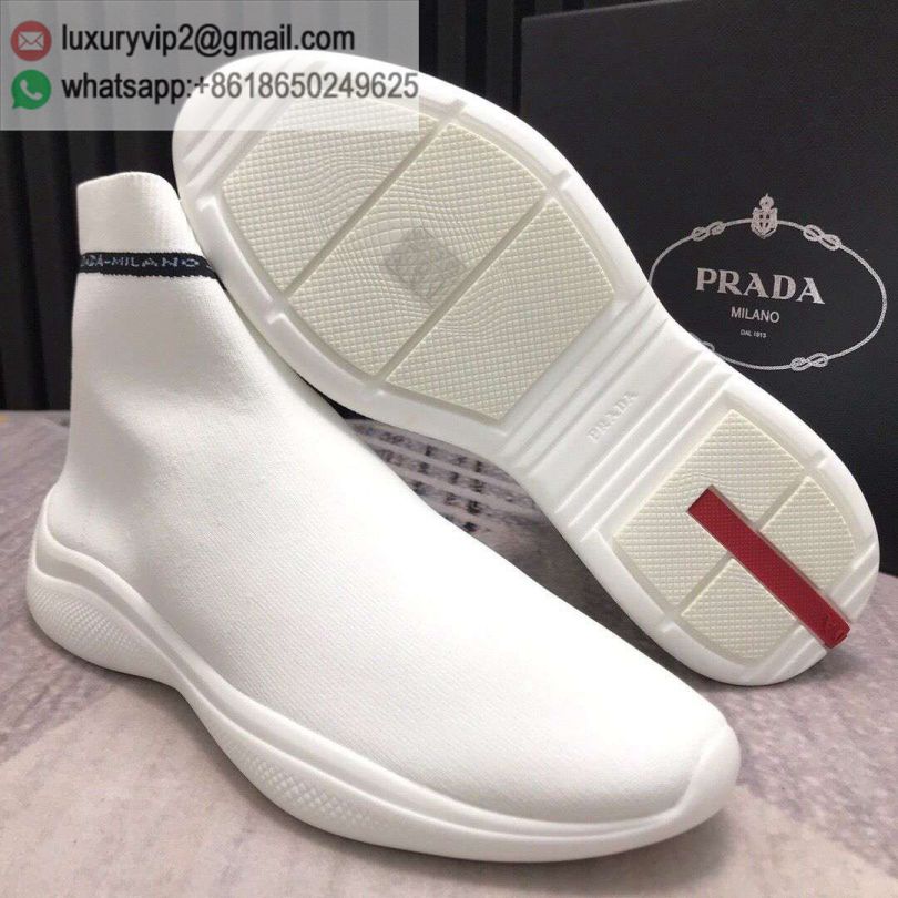 luxury deals: prada outlet