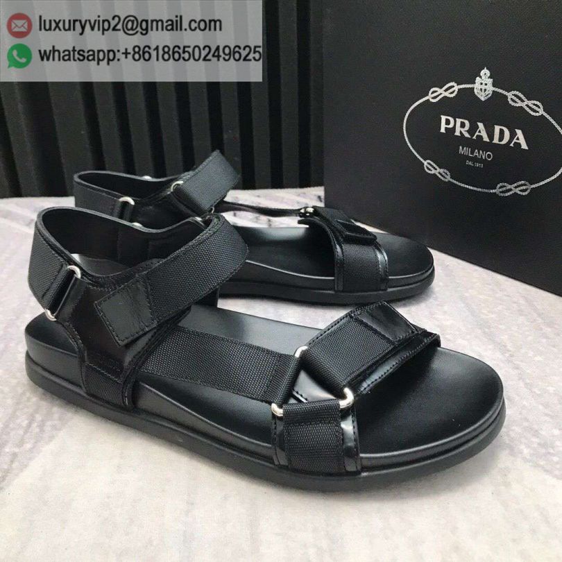 luxury deals: prada outlet