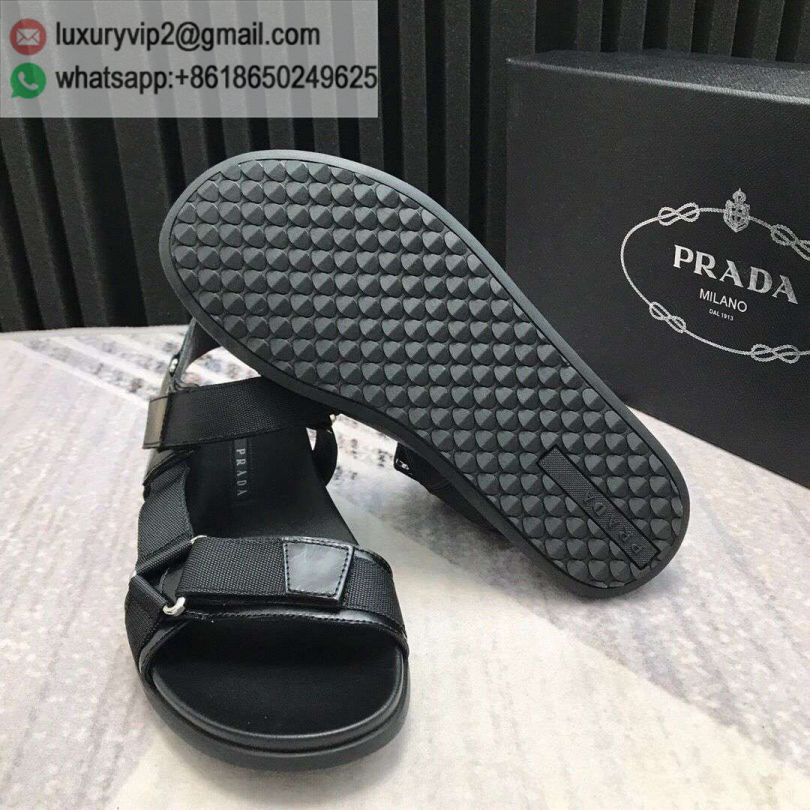 luxury deals: prada outlet