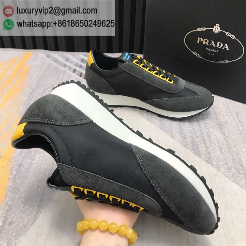 luxury deals: prada outlet