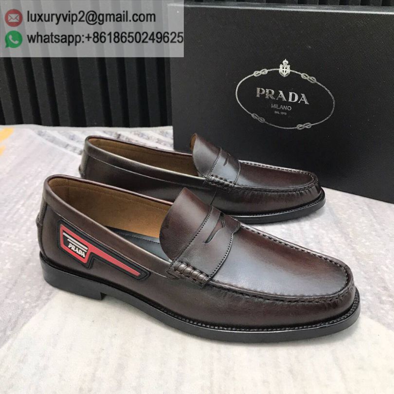 luxury deals: prada outlet