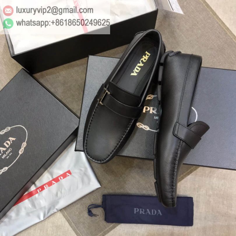 luxury deals: prada outlet