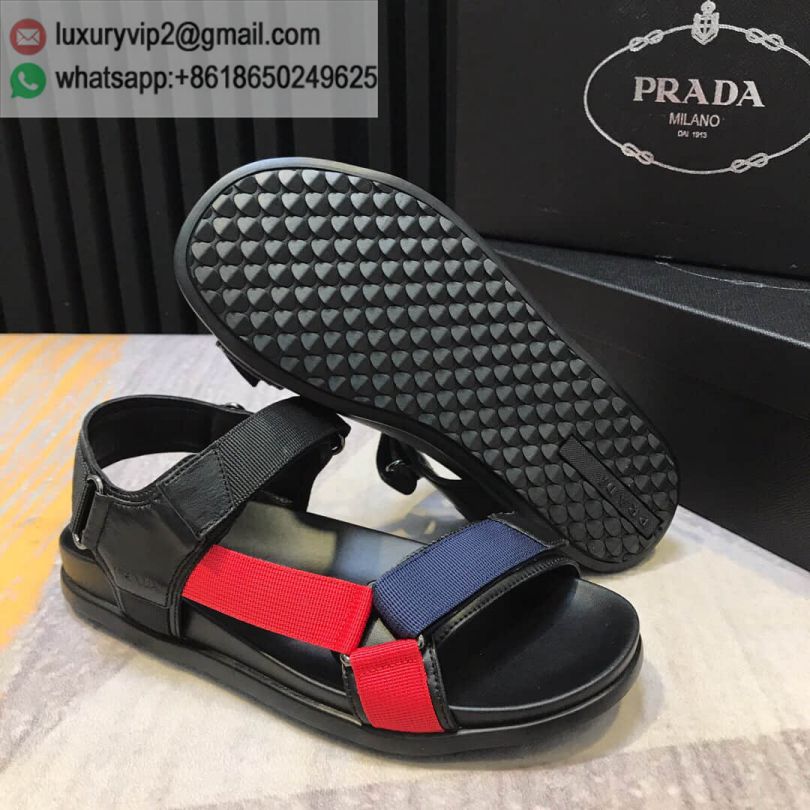 luxury deals: prada outlet