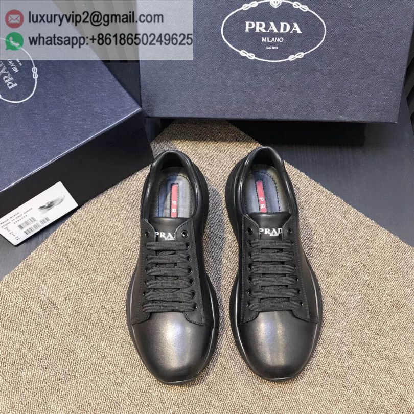 luxury deals: prada outlet