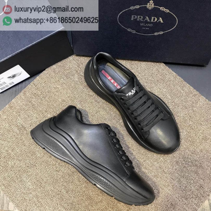 luxury deals: prada outlet