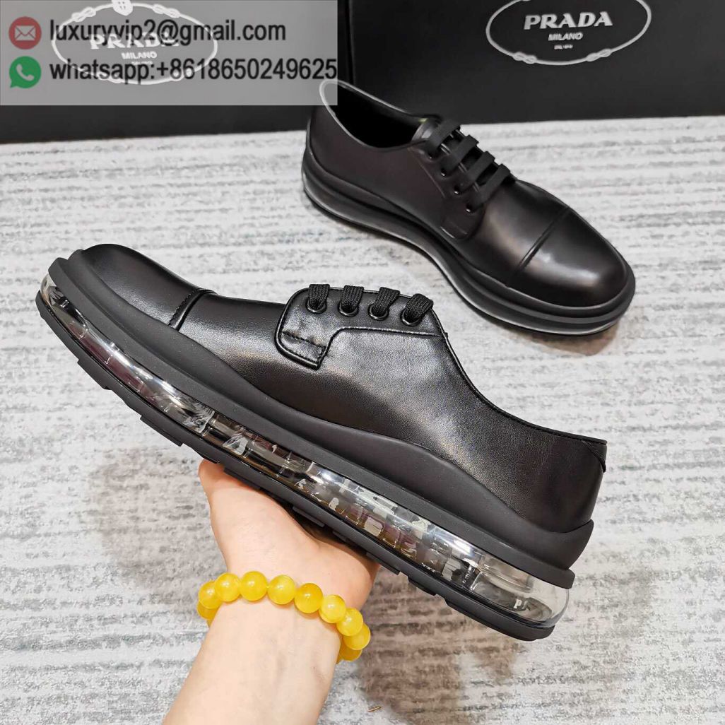 luxury deals: prada outlet